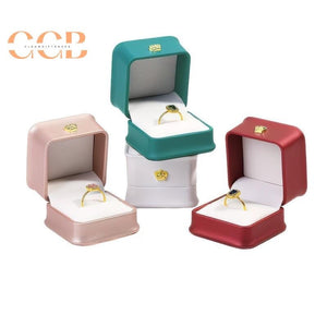 Classic PU Leather Crown Engagement Ring Box