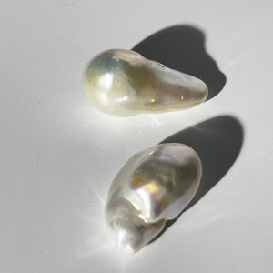 4A 2pcs 17-27mm Loose Flameball Baroque Pearl