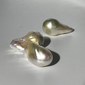 4A 2pcs 17-27mm Loose Flameball Baroque Pearl