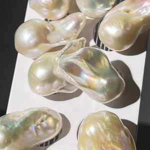 4A 2pcs 17-27mm Loose Flameball Baroque Pearl