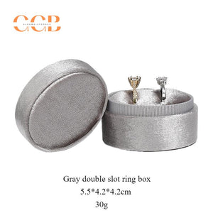 Oval Velvet Small Ring Box