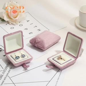 Velvet snap jewelry gift box