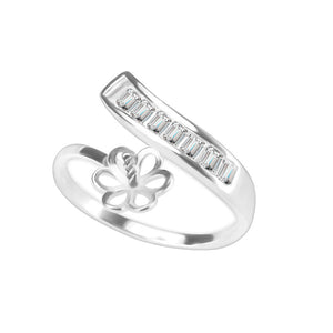 Simple cubic pearl ring setting