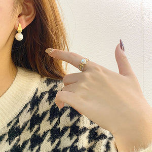 brushed geometric earrings settings