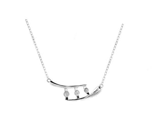 Curved pearl necklace setting