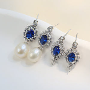 Dainty style earring settings