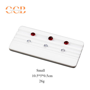 Loose gemstone and diamond grading tray with V groove slots