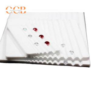 Loose gemstone and diamond grading tray with V groove slots