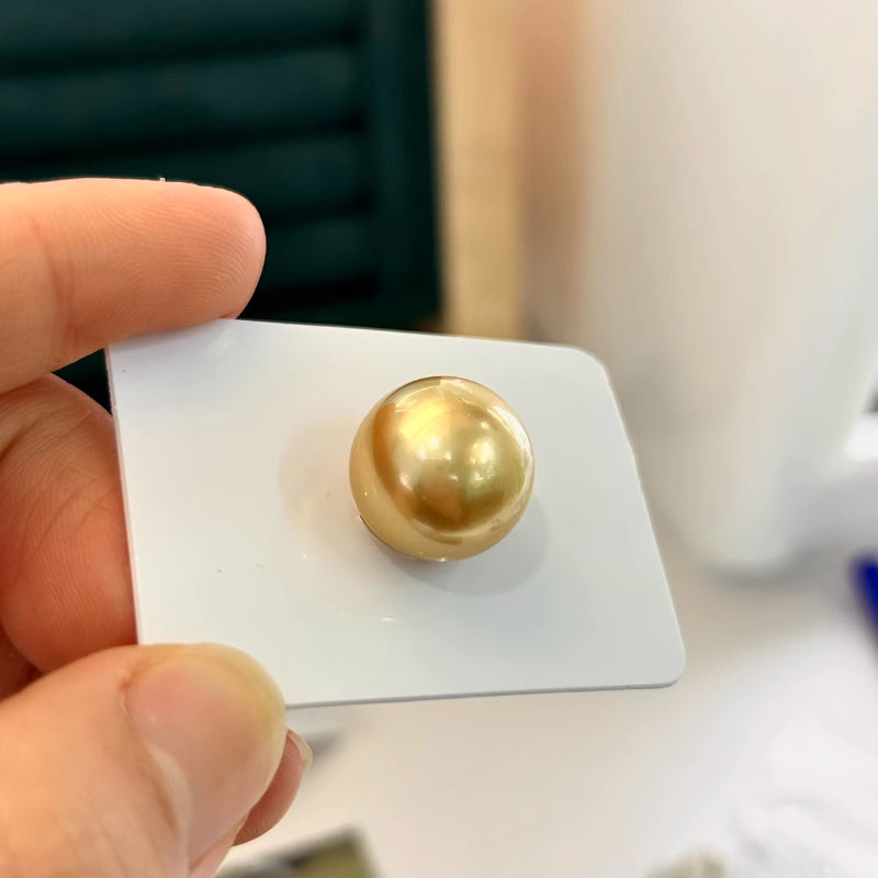 3A 15-16mm Medium Golden South Sea Pearl, Nearly Round Loose Pearl with Mirror Strong Luster, Slight Blemish, Single Bead for Jewelry