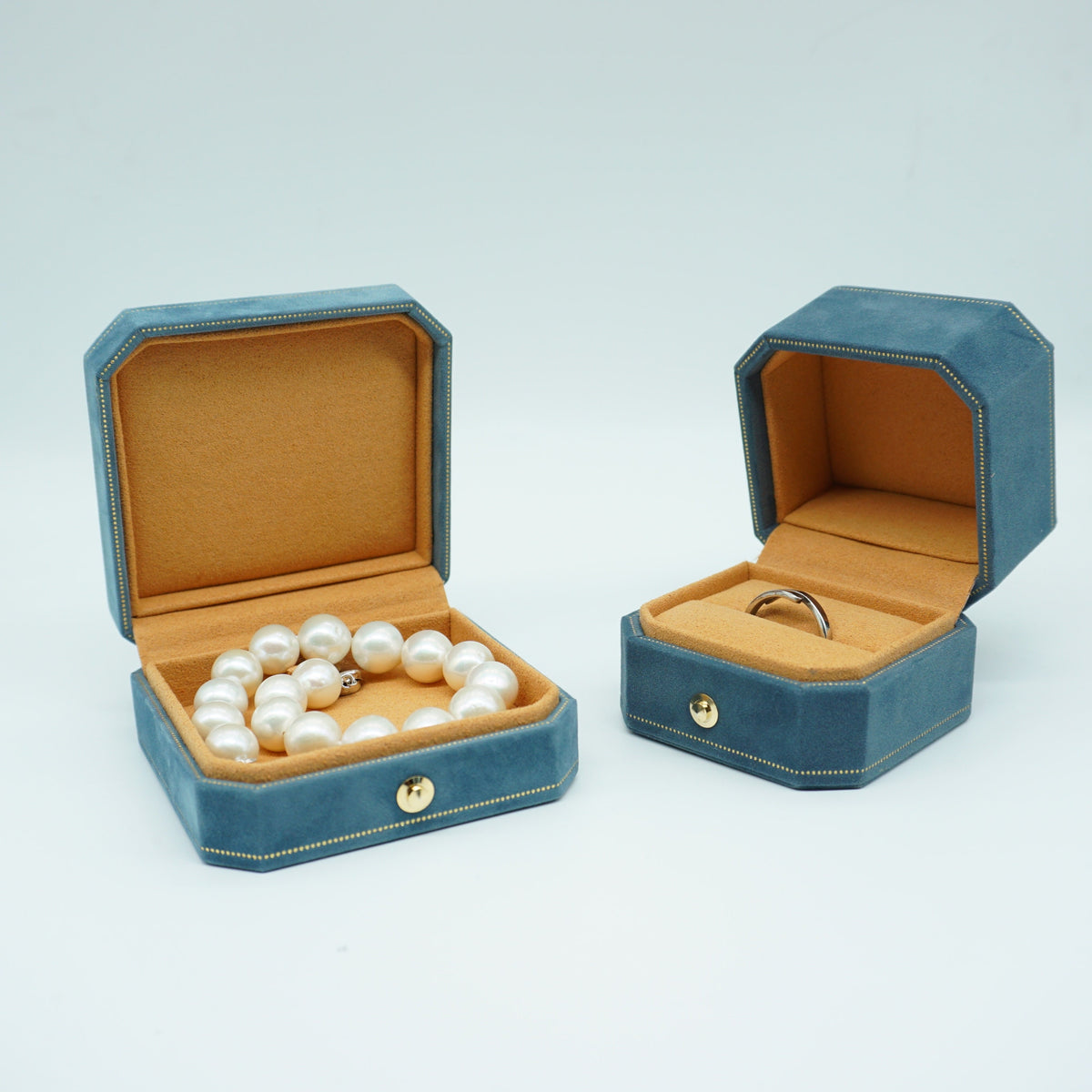 Victorian Style Velvet Ring Box