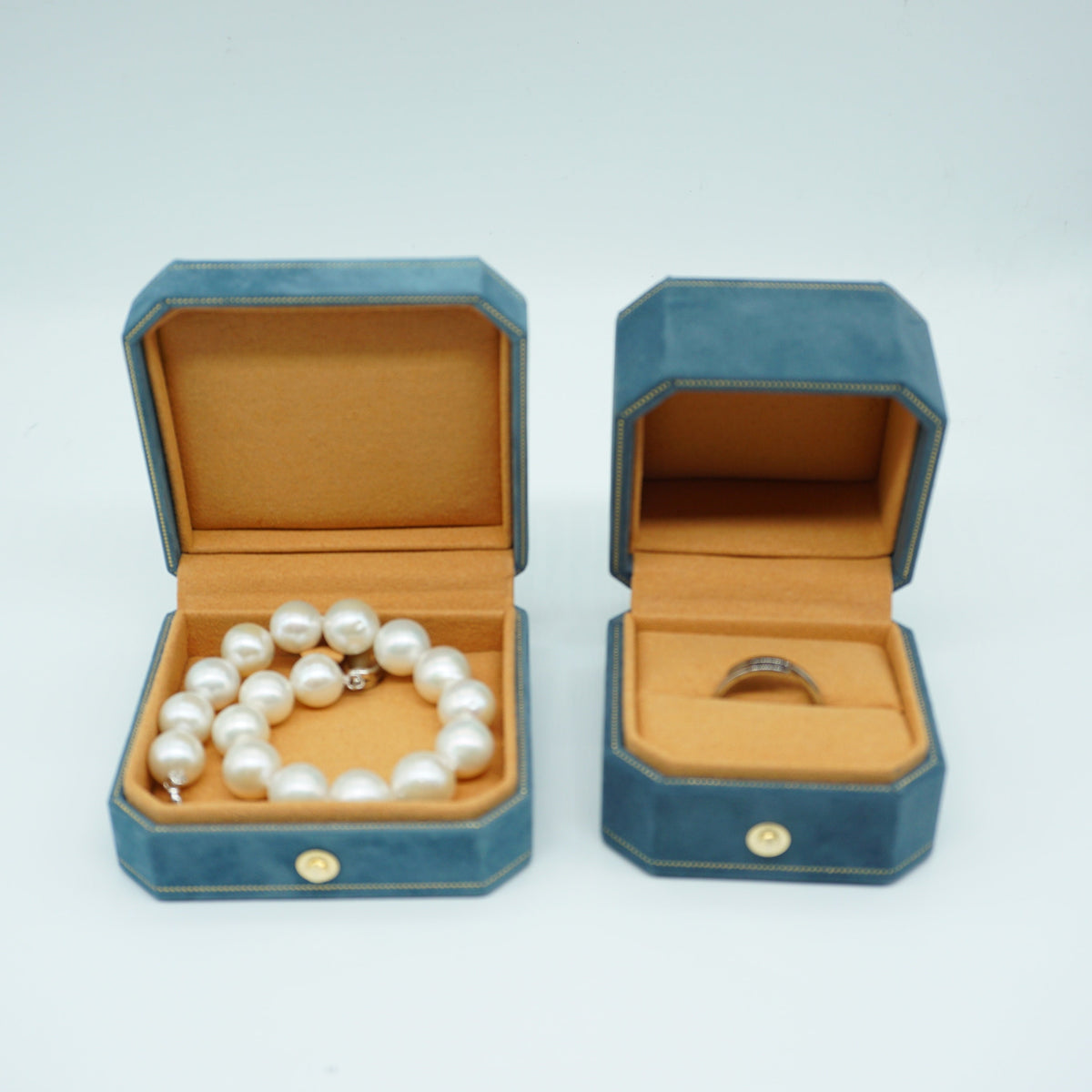 Victorian Style Velvet Ring Box