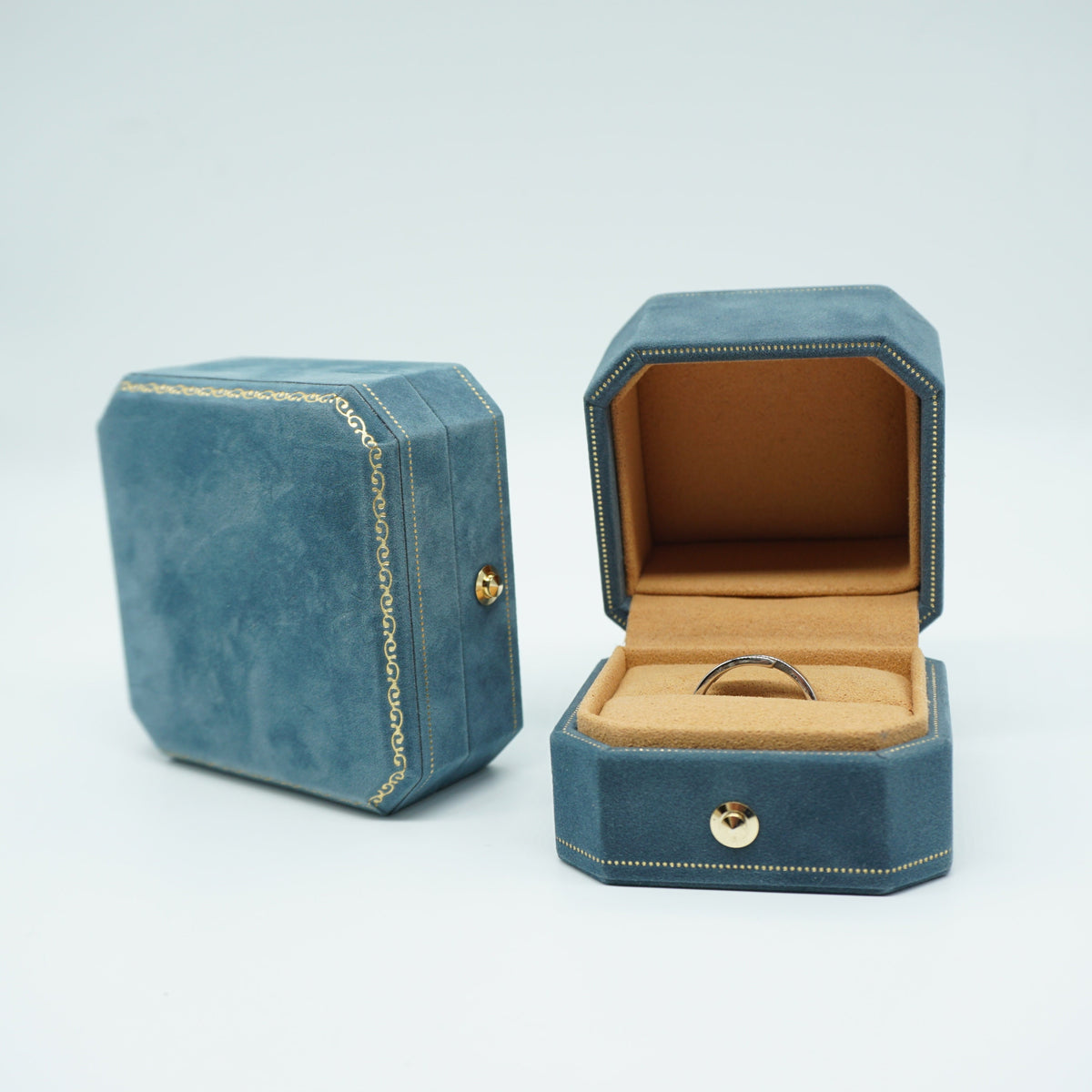 Victorian Style Velvet Ring Box