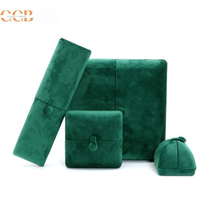 Green Velvet jewelry box set