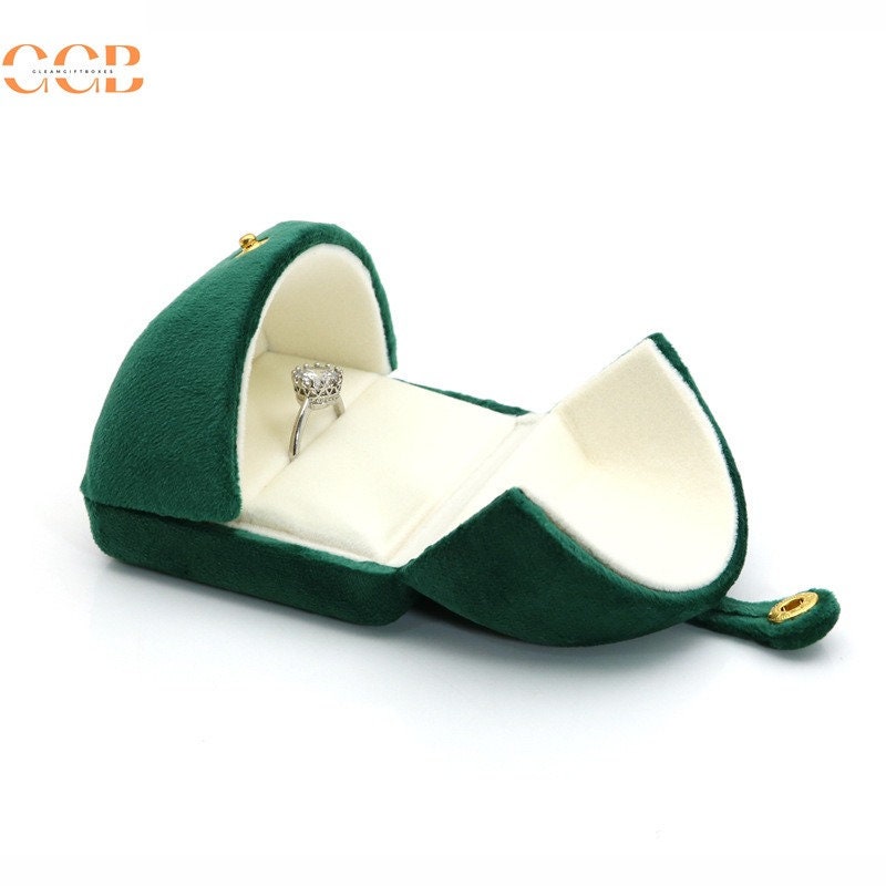 Green Velvet jewelry box set