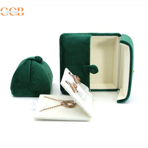 Green Velvet jewelry box set
