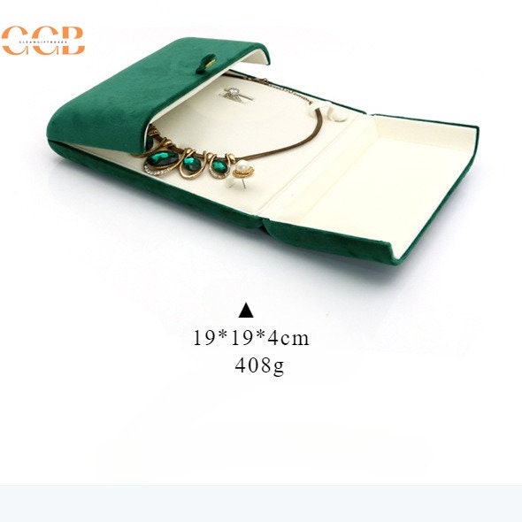 Green Velvet jewelry box set