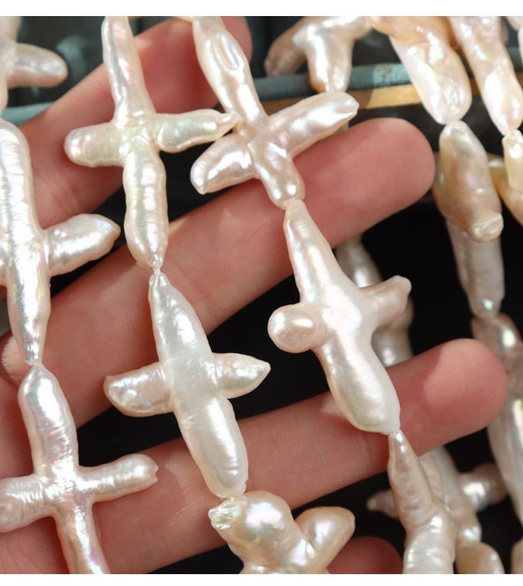 4A 20-30mm Baroque cross pearl strand