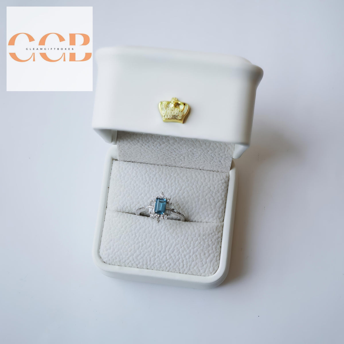 Classic PU Leather Crown Engagement Ring Box