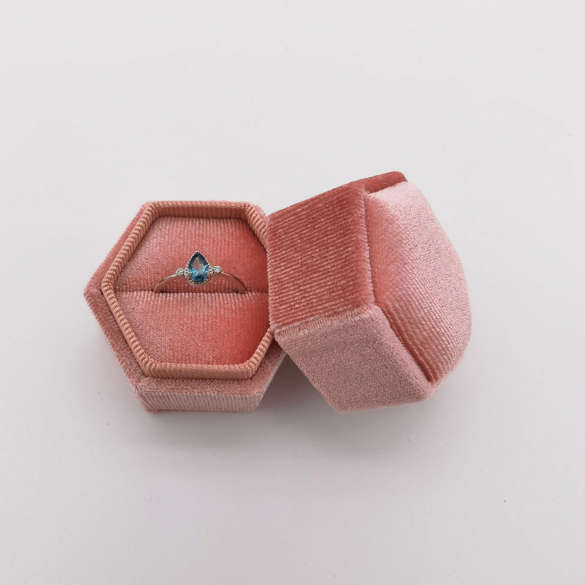 Rose Pink Single Slot Velvet Ring Box