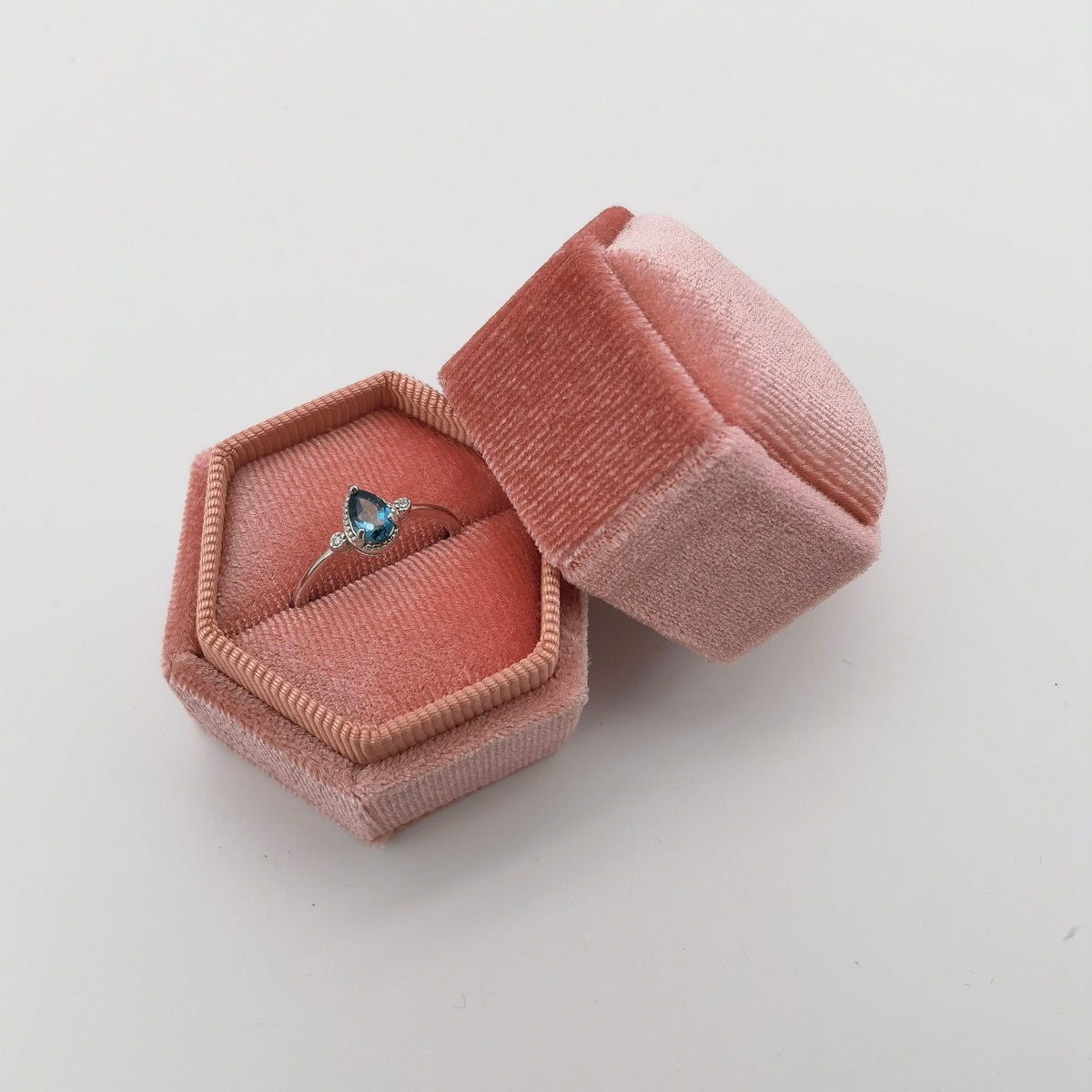 Rose Pink Single Slot Velvet Ring Box