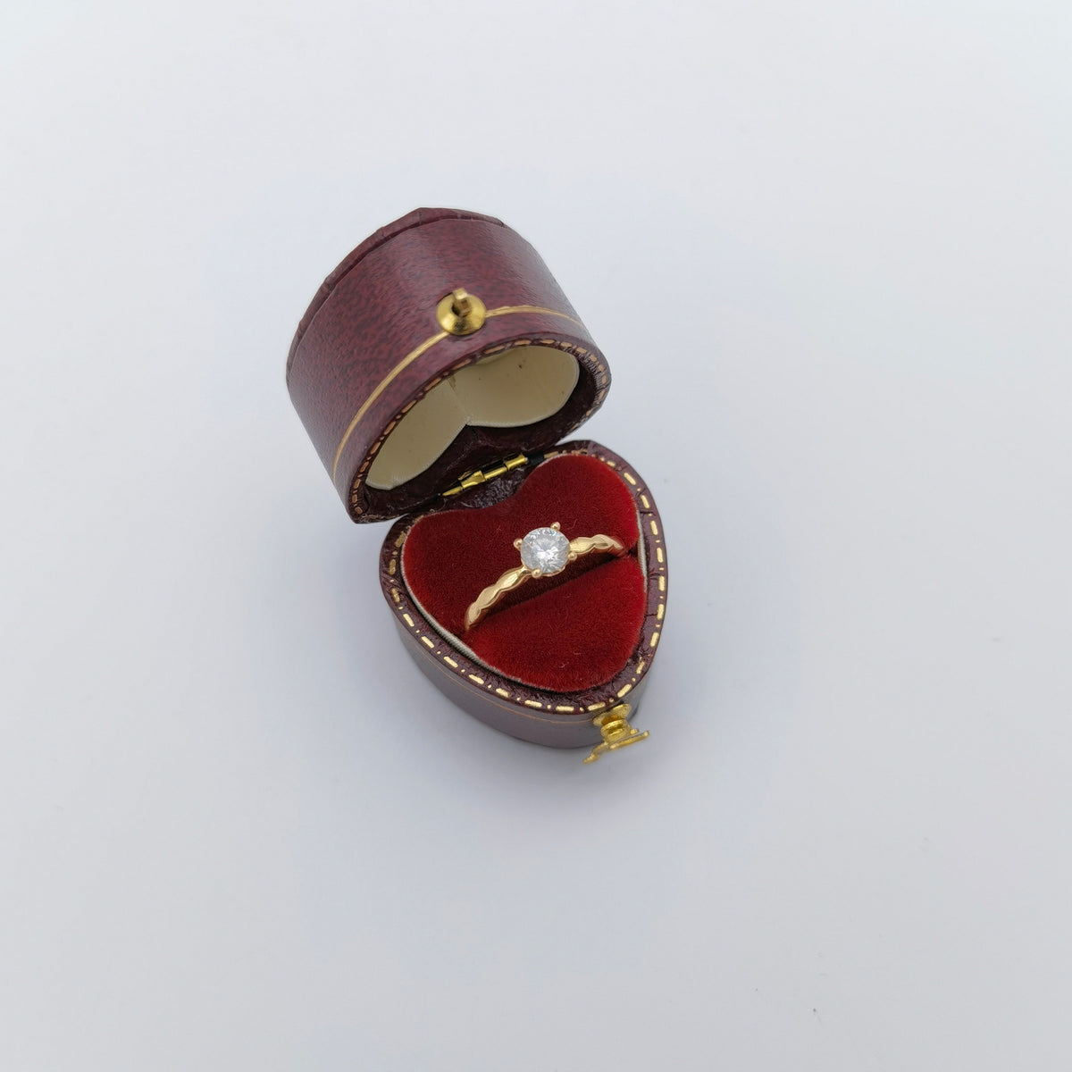 Vintage Heart Red Ring Box Handmade, Engagement & Wedding Set Elegant Keepsake Box, Bridal Photo, Vintage Ring Box