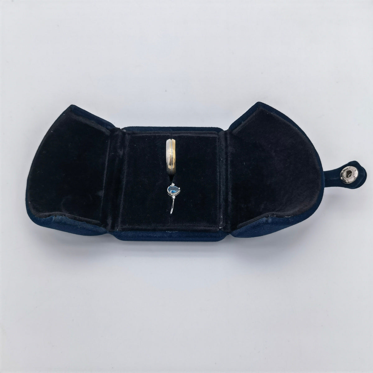 Navy Blue Single Slots Velvet Ring Box