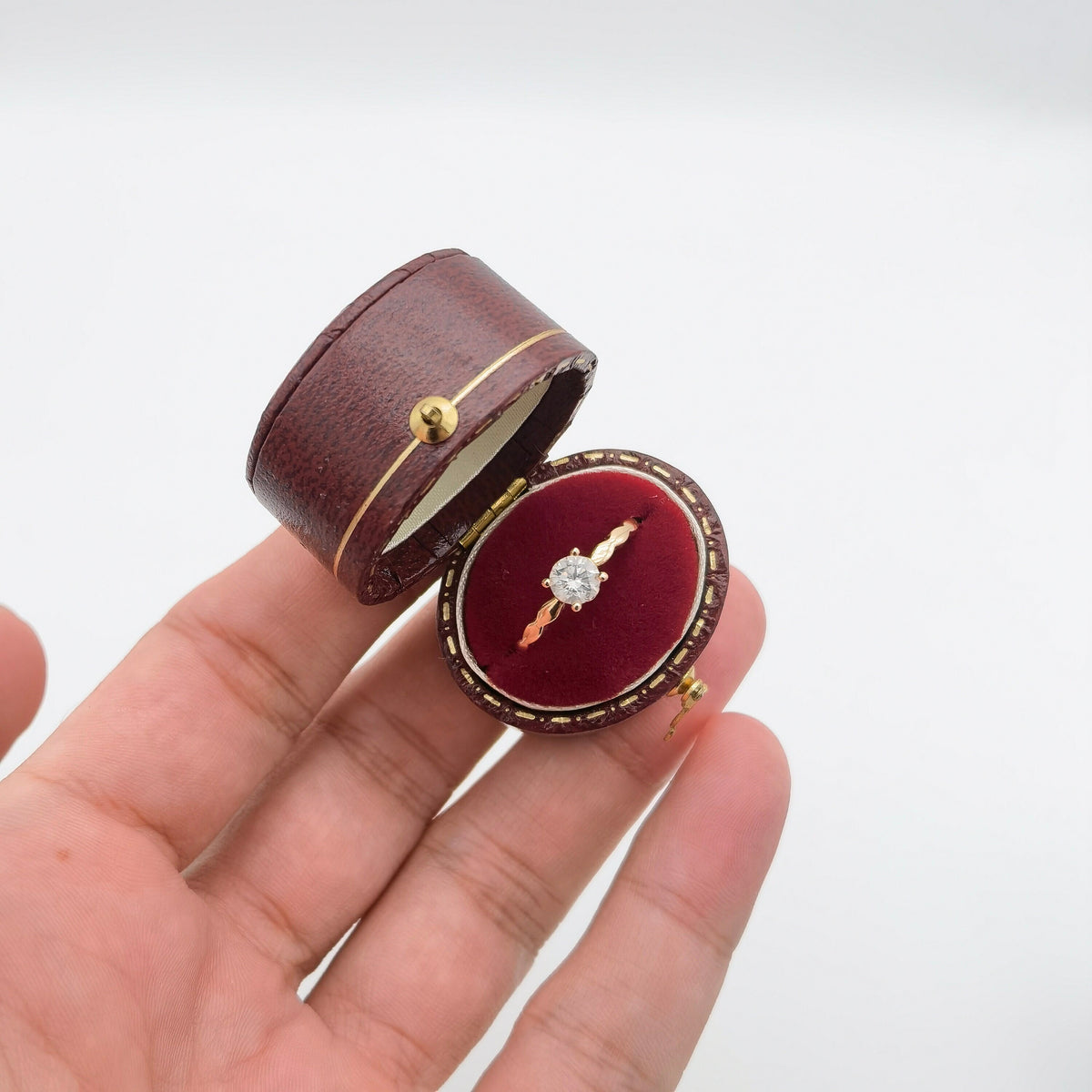 Vintage Style Oval Royal Red Ring Box Handmade