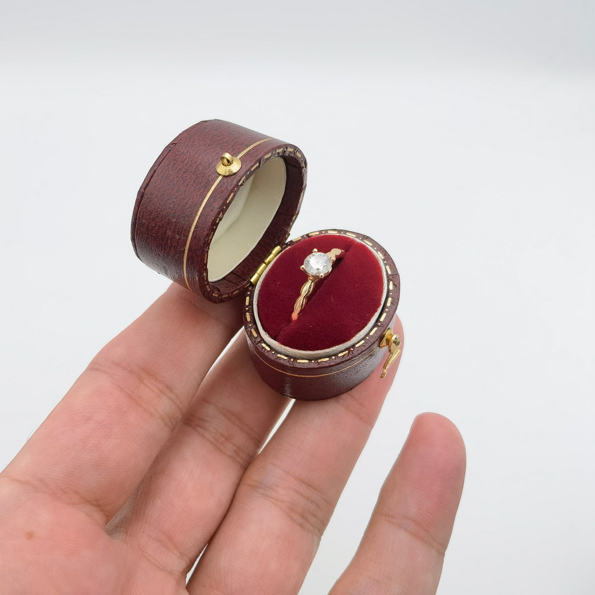 Vintage Style Oval Royal Red Ring Box Handmade