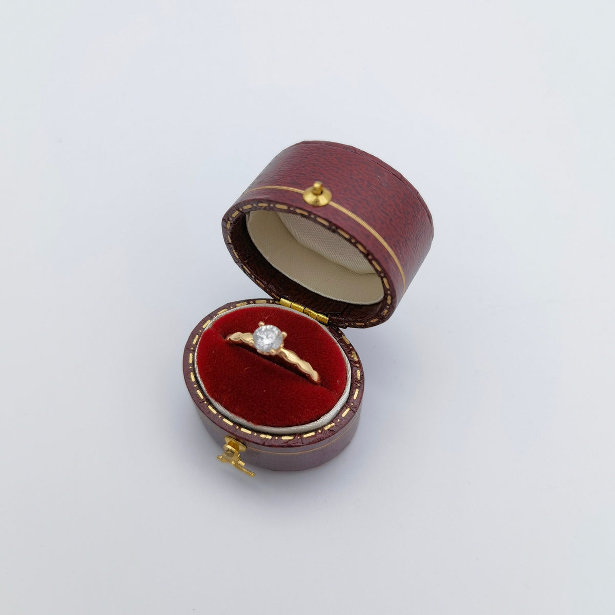 Vintage Style Oval Royal Red Ring Box Handmade