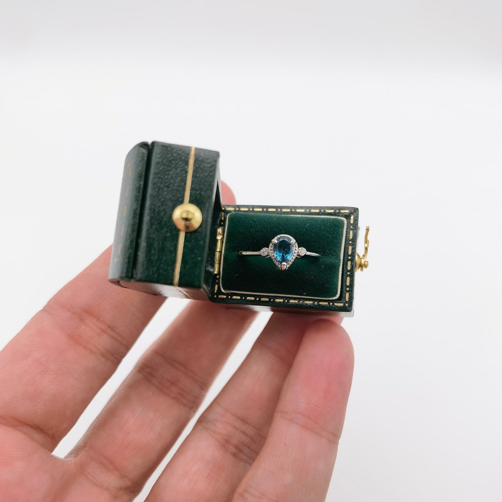 Vintage Style Green Rectangle Ring Box Handmade