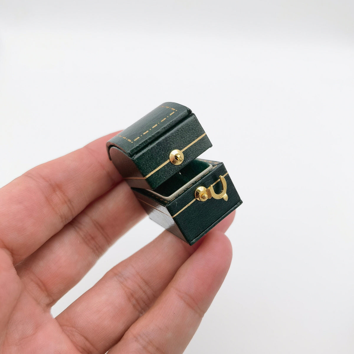 Vintage Style Green Rectangle Ring Box Handmade