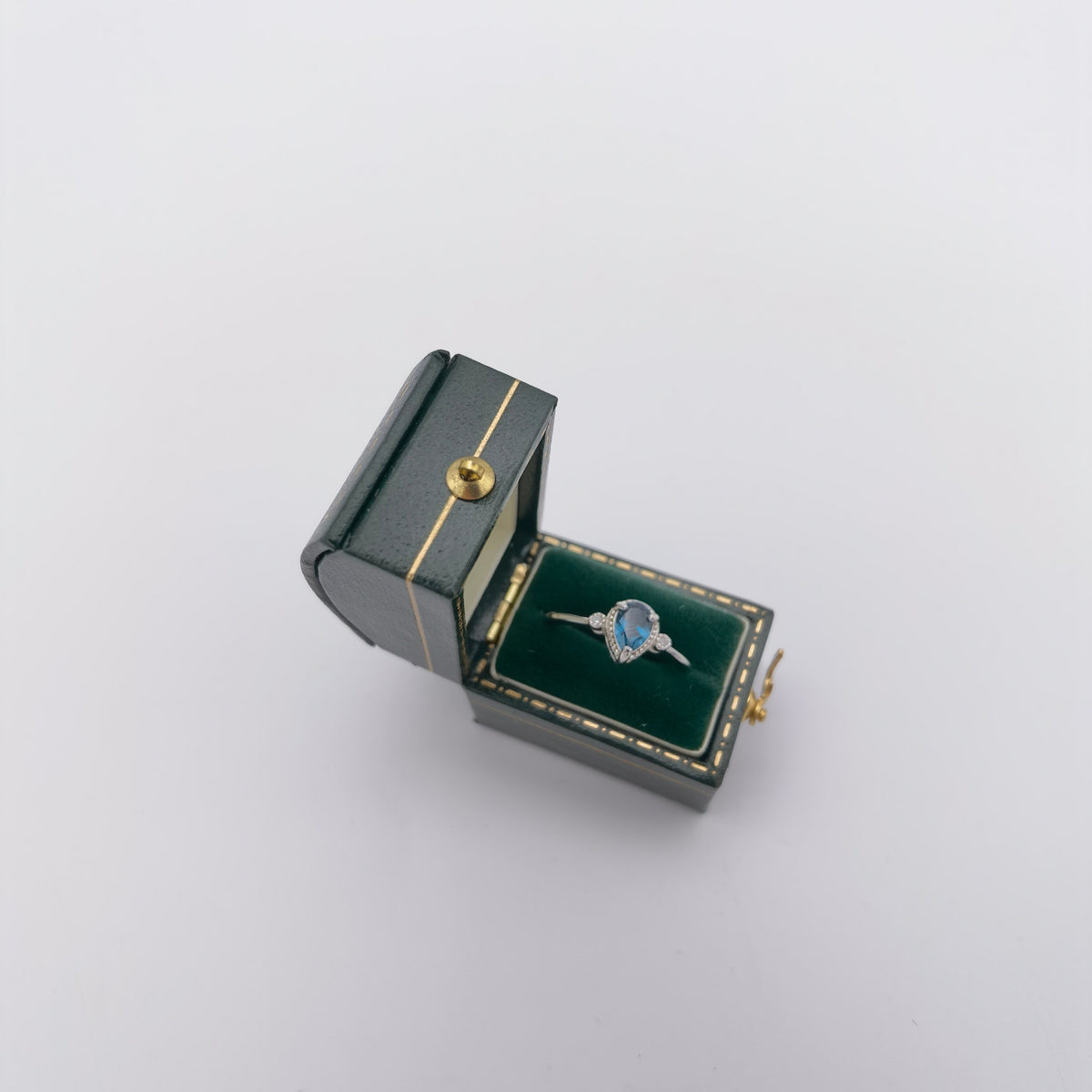 Vintage Style Green Rectangle Ring Box Handmade