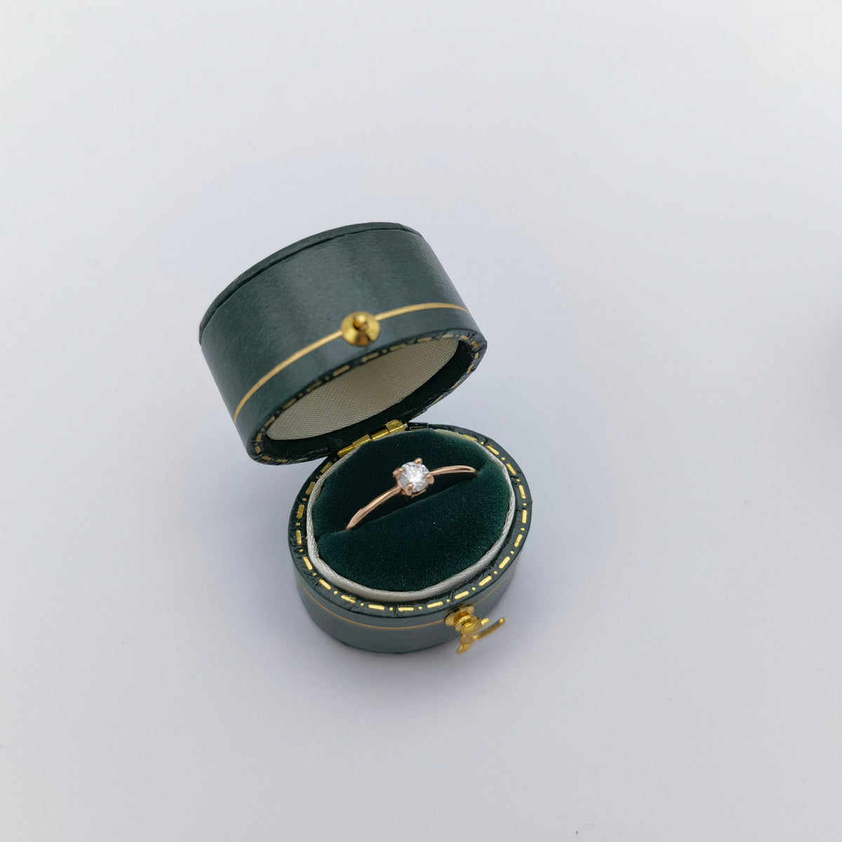 Vintage Style Oval Royal Green Ring Box Handmade