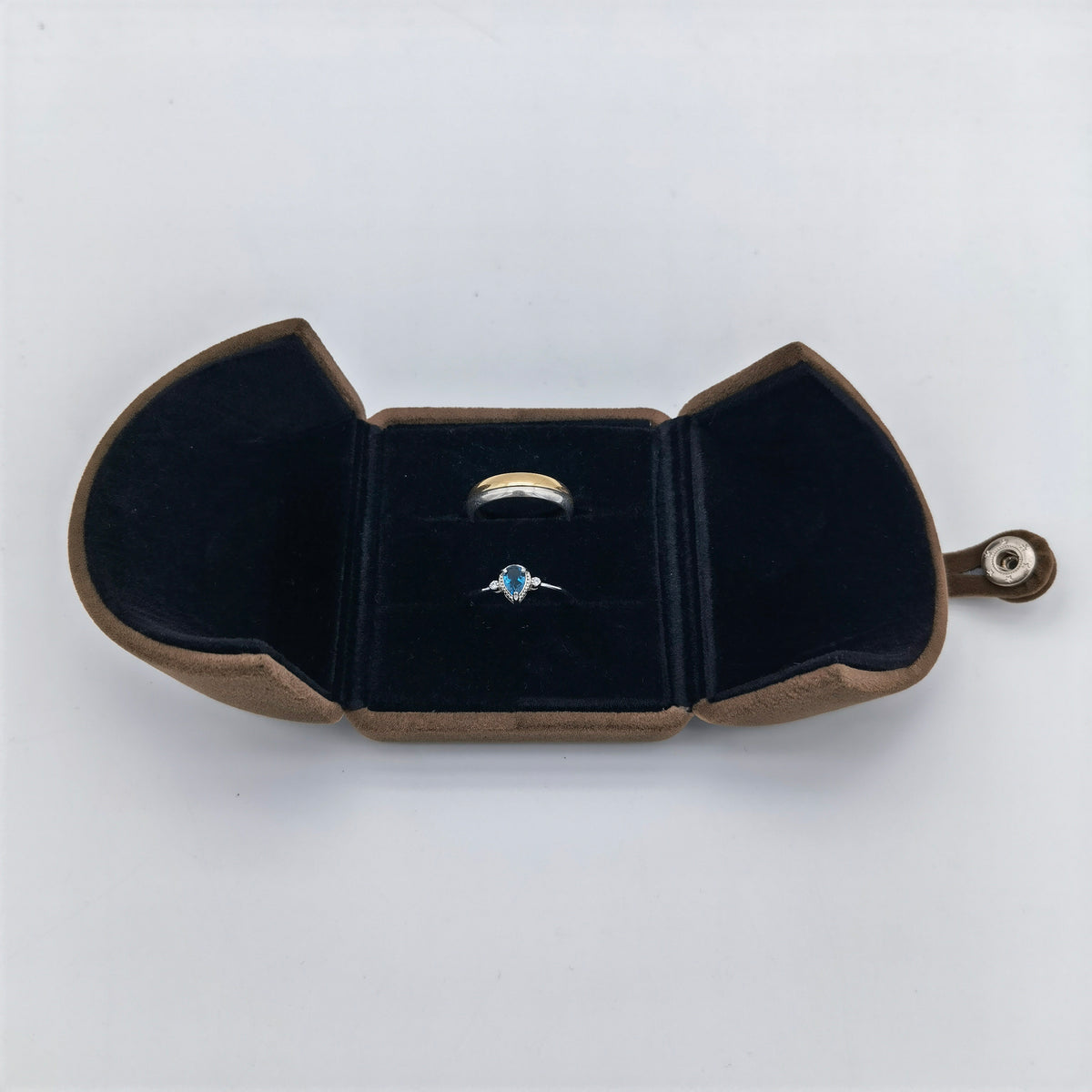 Brown Double Slots Velvet Ring Box