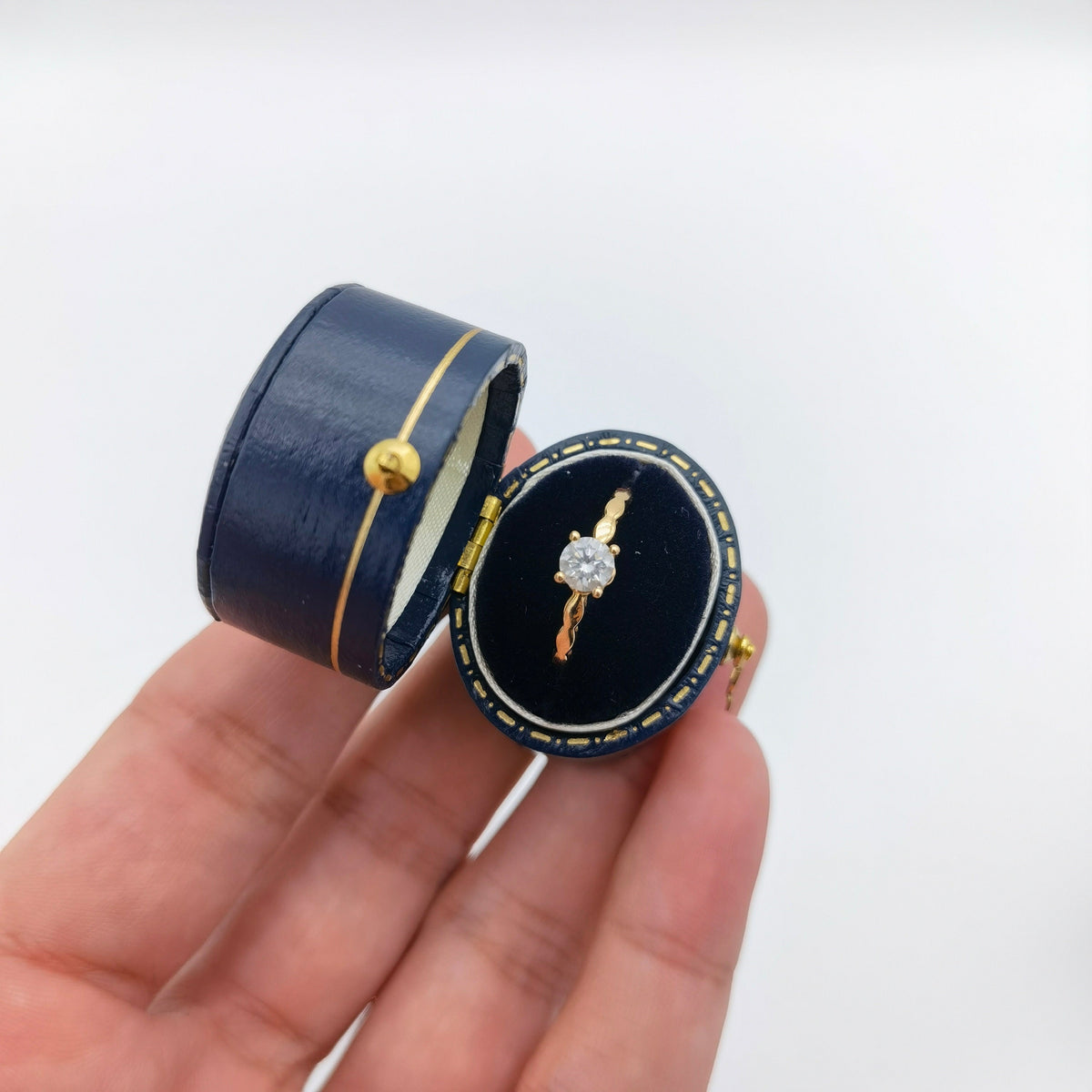 Vintage Style Oval Royal Blue Ring Box Handmade, Engagement & Wedding Set Elegant Keepsake Box, Bridal Photo, Vintage Ring Box