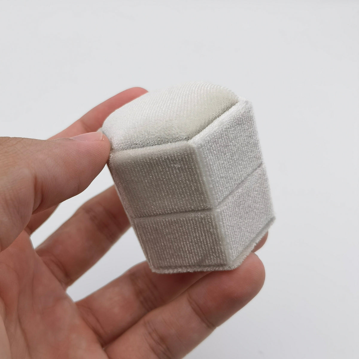 Gray Single Slot Velvet Ring Box