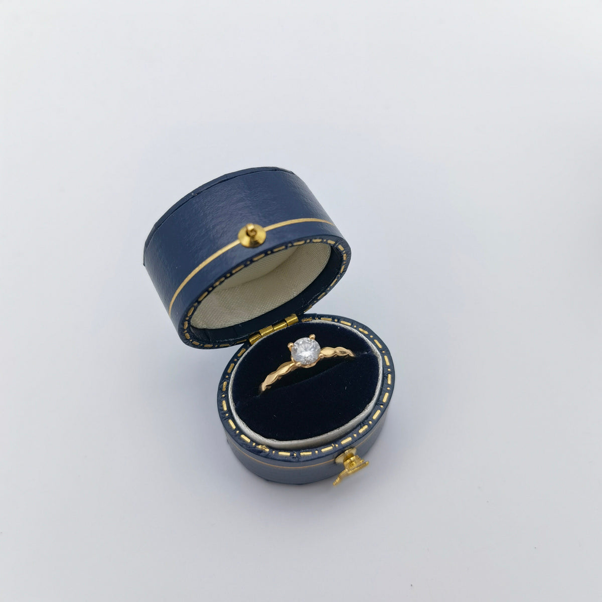 Vintage Style Oval Royal Blue Ring Box Handmade, Engagement & Wedding Set Elegant Keepsake Box, Bridal Photo, Vintage Ring Box