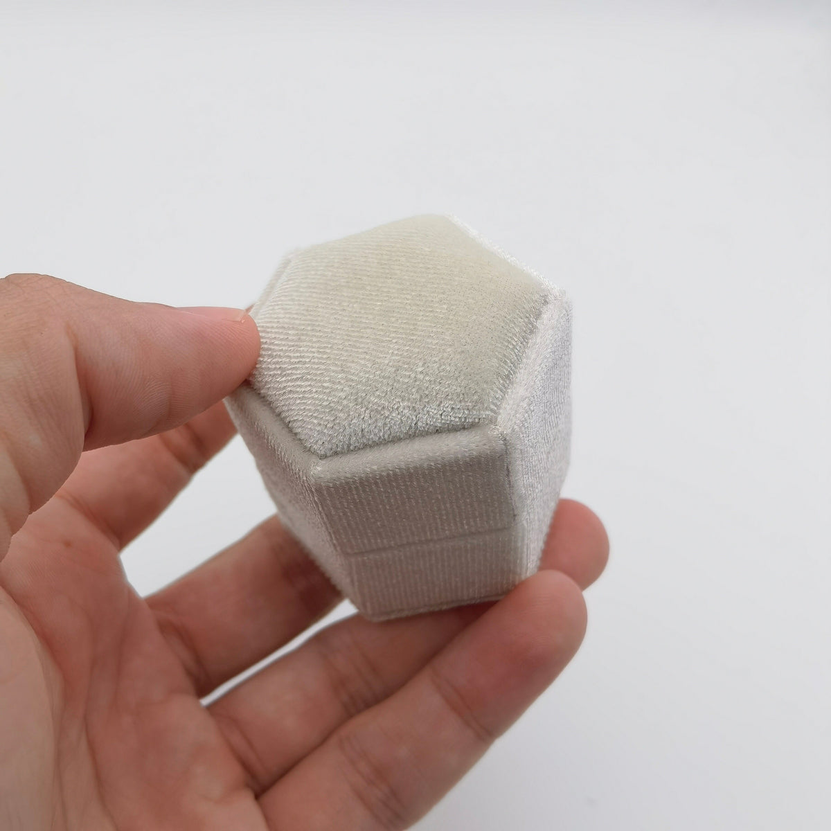 Gray Single Slot Velvet Ring Box