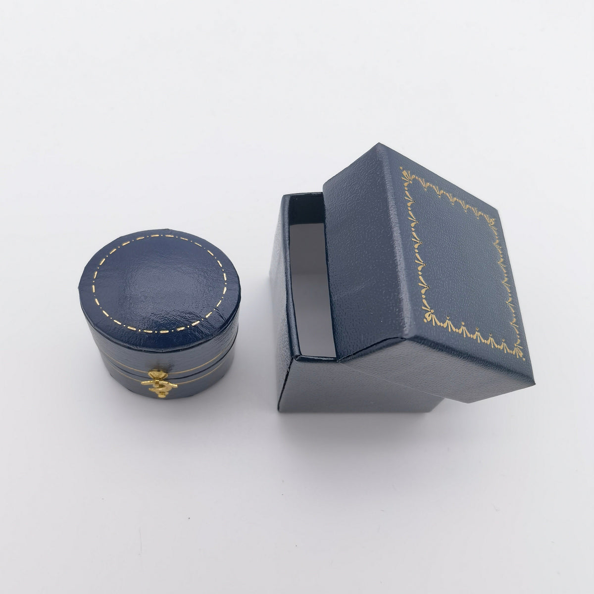 Vintage Style Oval Royal Blue Ring Box Handmade, Engagement & Wedding Set Elegant Keepsake Box, Bridal Photo, Vintage Ring Box