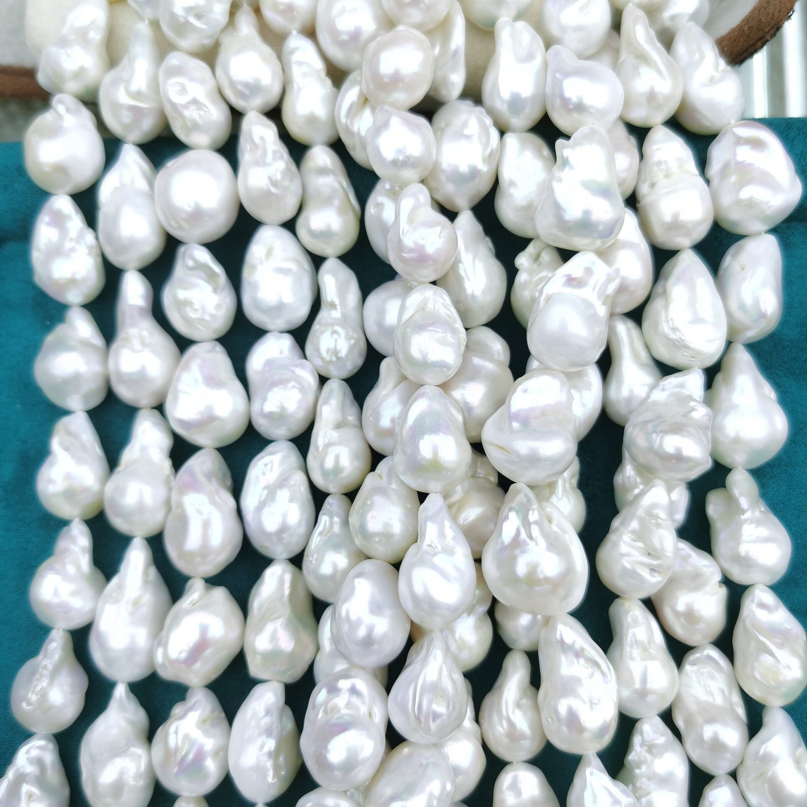 3A 15-22mm Big Baroque Pearl Strand
