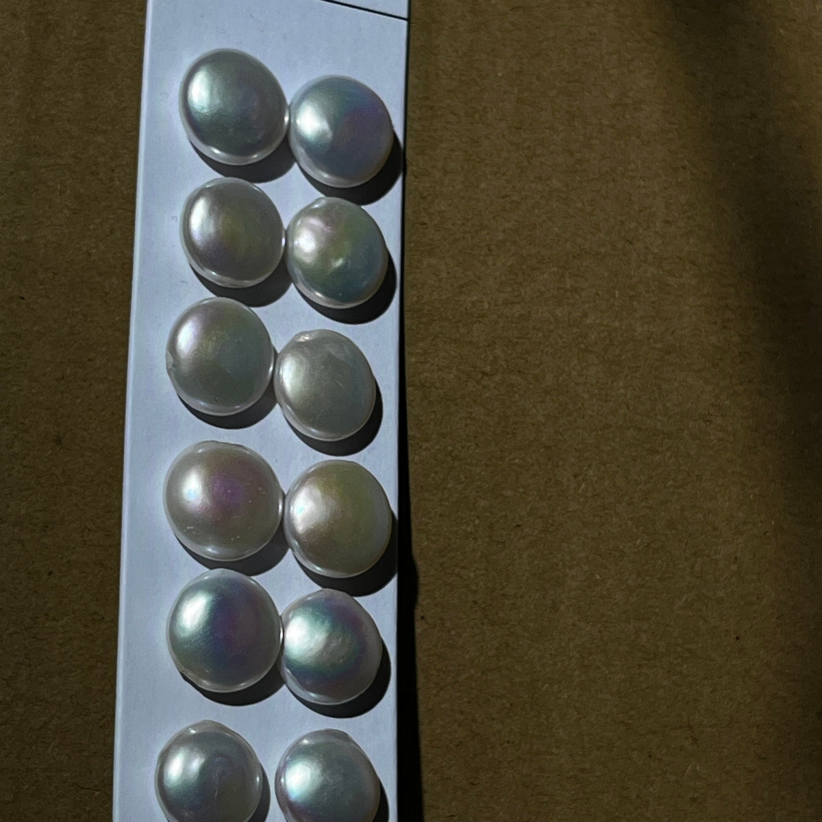 4A 2pcs 15-16mm White Coin Baroque Freshwater Pearls