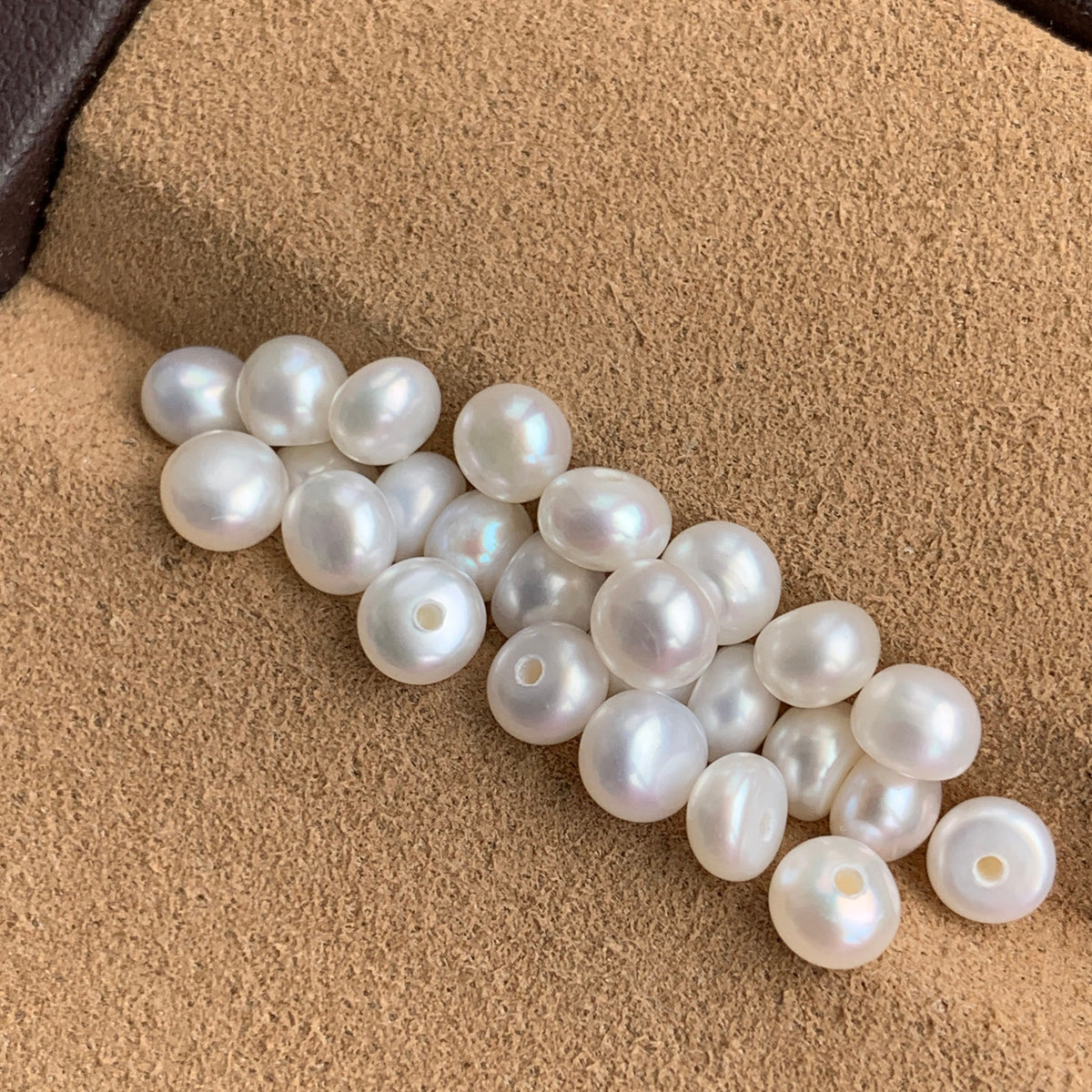 5A 1pc 4-4.5mm White Button Pearl