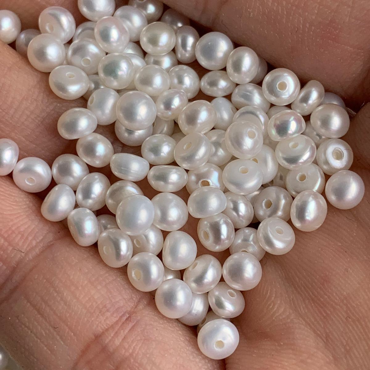 5A 1pc 4-4.5mm White Button Pearl