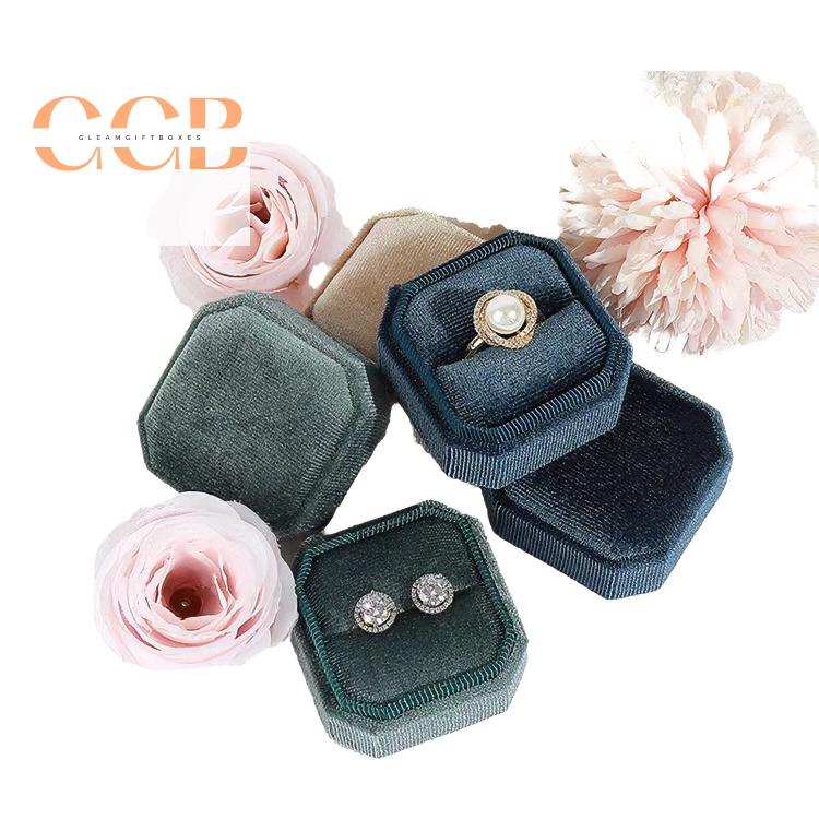 Velvet Ring Square Jewelry box