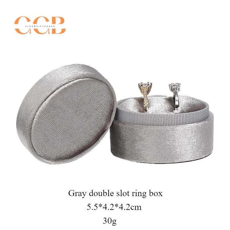 Oval Velvet Small Ring Box