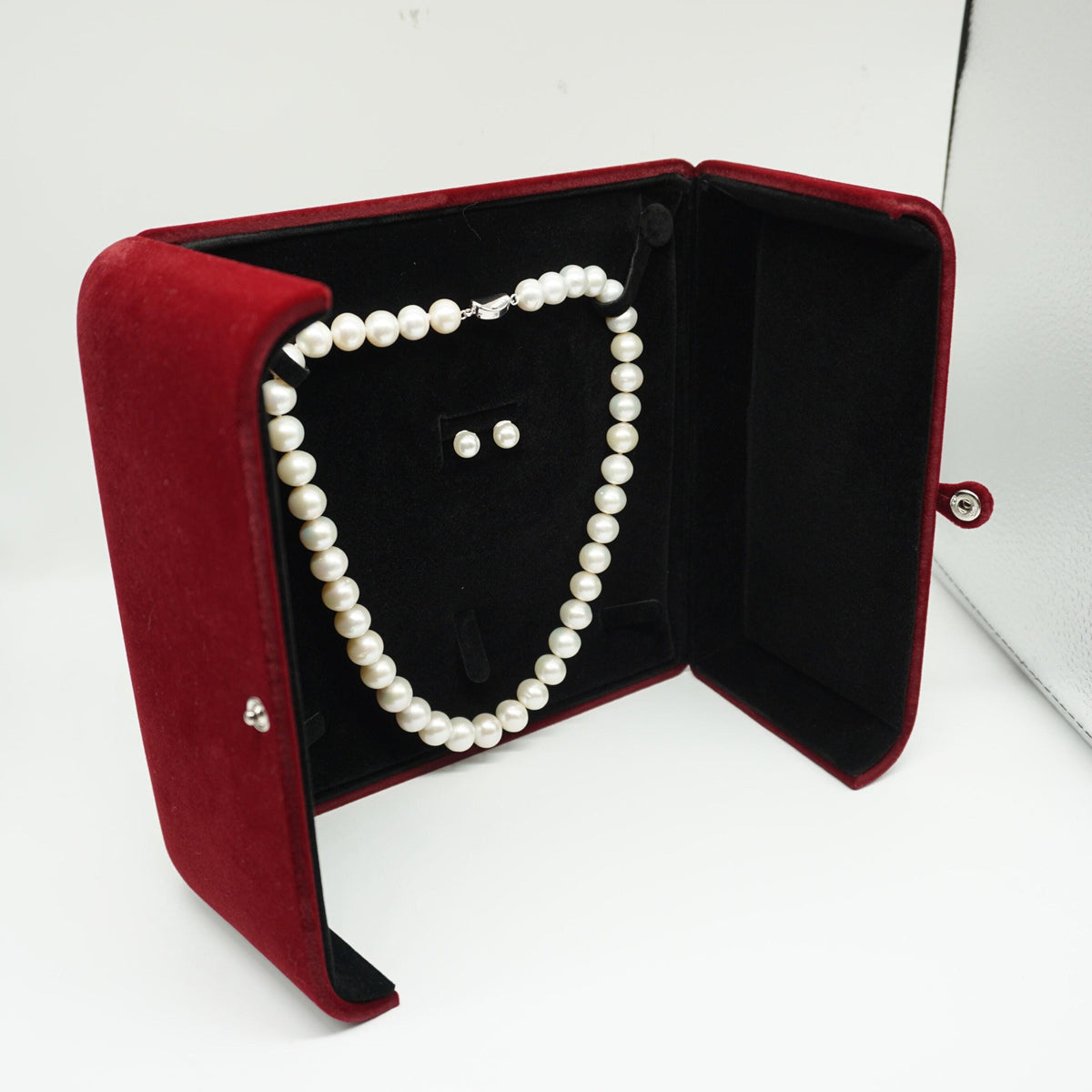 Red velvet necklace earring ring jewelry box