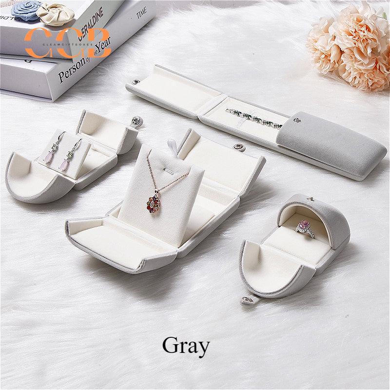 Velvet ring jewelry box