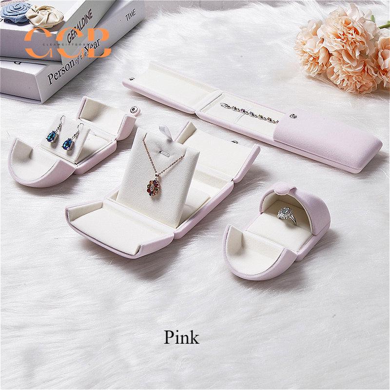 Velvet ring jewelry box