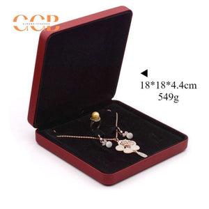 Customised leather-look jewelry box set
