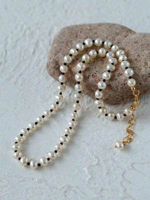 black agate pearl beaded necklace